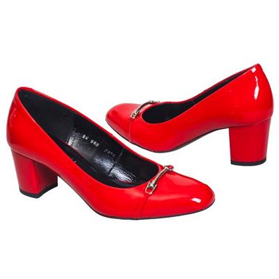 Красные лаковые туфли на низком каблуке Ko-561 czerwony lakier