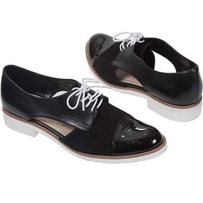 Модные черные ботинки с белой подошвой KO-301 czarny