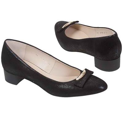 Модные черные женские туфли на аккуратном низком каблуке KO-258 czarny wlos