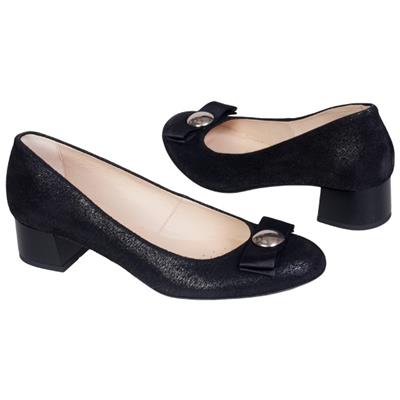 Красивые черные кожаные туфли на низком каблуке 3.5 см KO-2131 czarny wlos