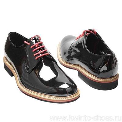 Яркие мужские черные лаковые туфли. CWOC-3131-0009-00S01