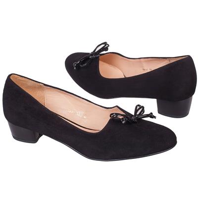 Черные замшевые женские туфли на низком каблуке с v-образным вырезом SA-2000 черн велюр