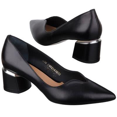 Черные кожаные женские туфли с v-образным вырезом на каблуке 5 см MC-7401/269/985 NERO