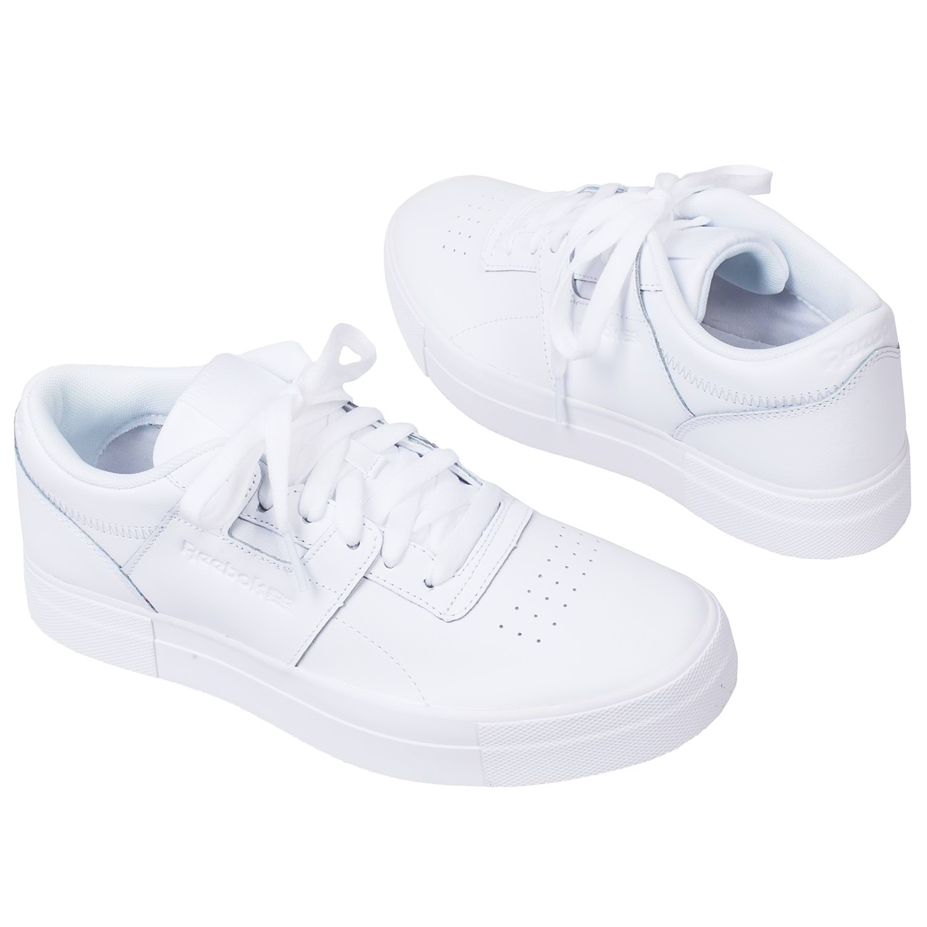 Женские белые кожаные кроссовки Reebok на толстой подошве купить в интернет  магазине Kwinto - товара нет в наличии