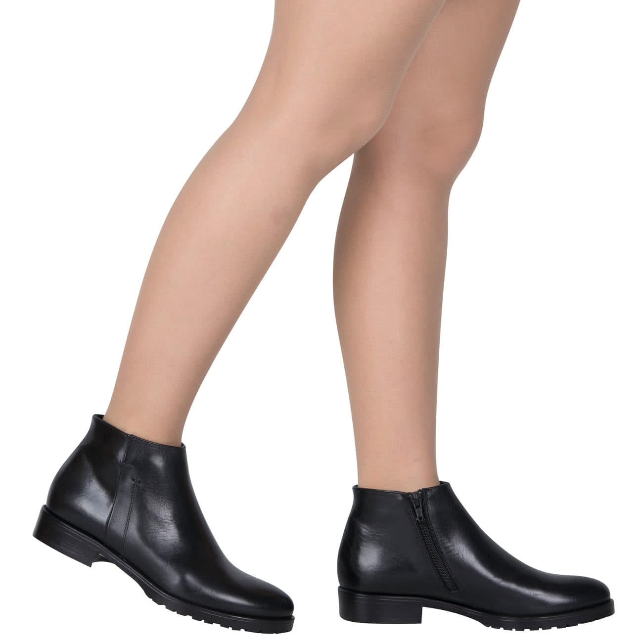 Стильные кожаные женские полусапоги без каблука в интернет магазине Kwinto