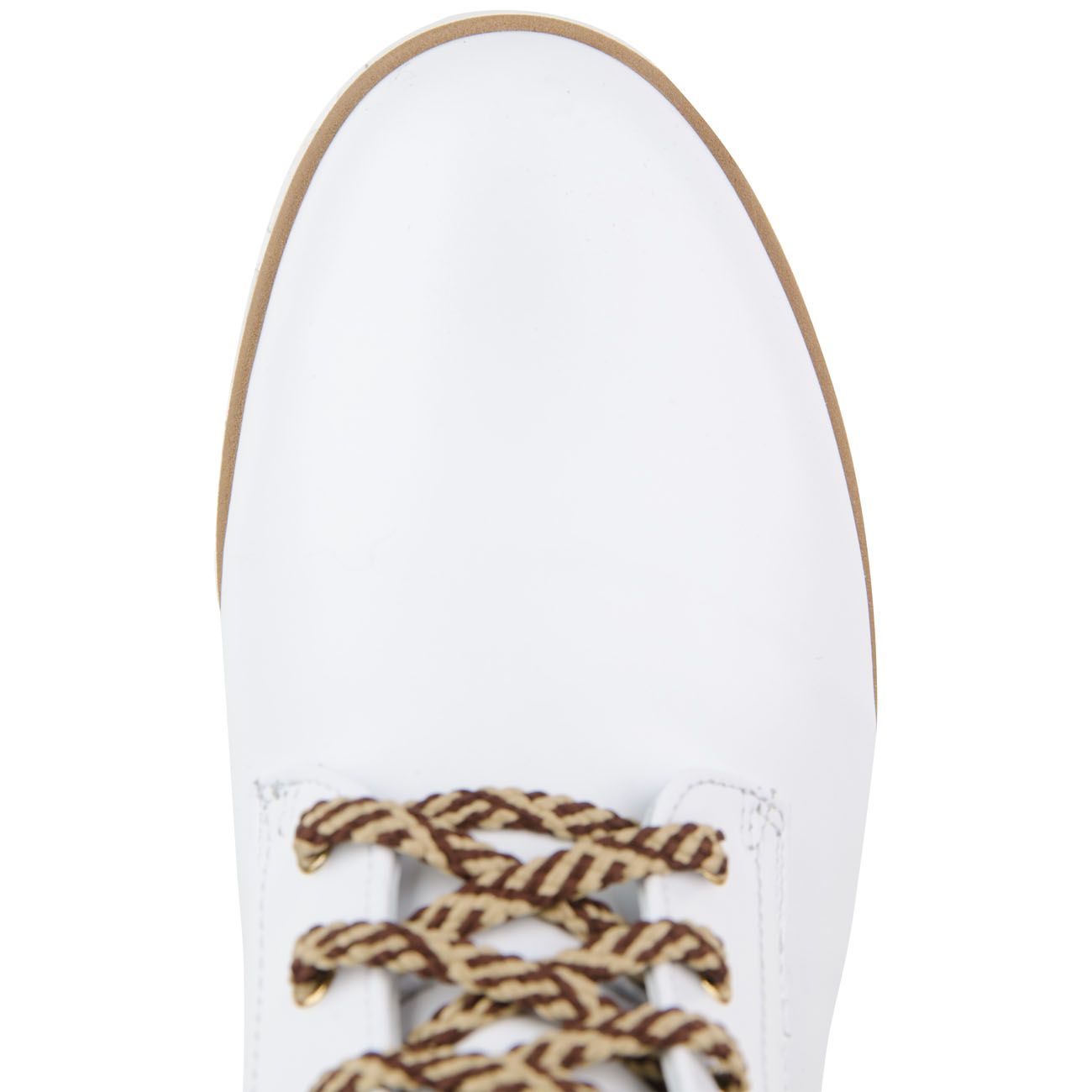 Модные женские зимние ботинки белого цвета с белой тракторной подошвой 4 см  купить в интернет магазине Kwinto